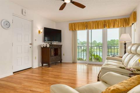 1882 Pine Ridge Way #C2, Palm Harbor FL - photo 8 of 28