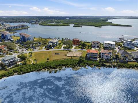 26 Harborpointe Dr, Port Richey FL - photo 11 of 36