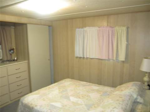 39015 Hillcrest Drive, Zephyrhills FL - photo 18 of 34