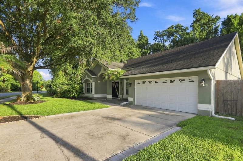 3 bedroom Single Family Residence at 2200 EKANA DRIVE, TWIN RIVERS SEC 6, OVIEDO — photo 4