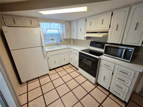 9920 Richwood Lane, Port Richey FL - photo 6 of 6