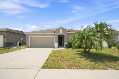 609 Lucerne Boulevard, home for sale in Winter Haven 33881
