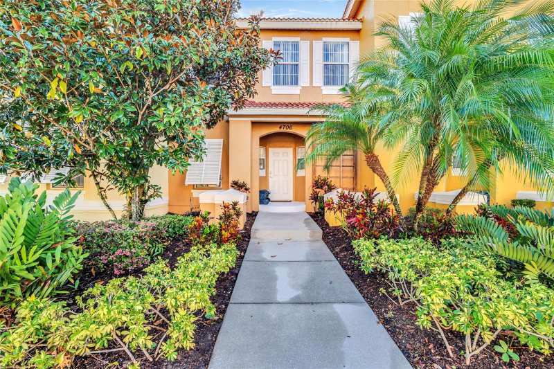 3 bedroom Townhouse at 4706 Vero Beach Place, Terra Verde Villas Ph 2, Kissimmee — photo 1