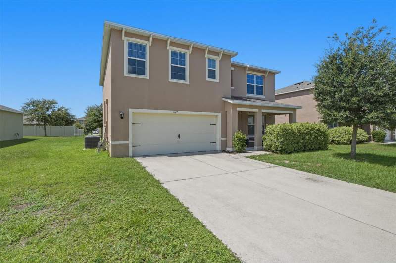 5 bedroom Single Family Residence at 2609 Grand Central Avenue, Verandah Park, Tavares — photo 2