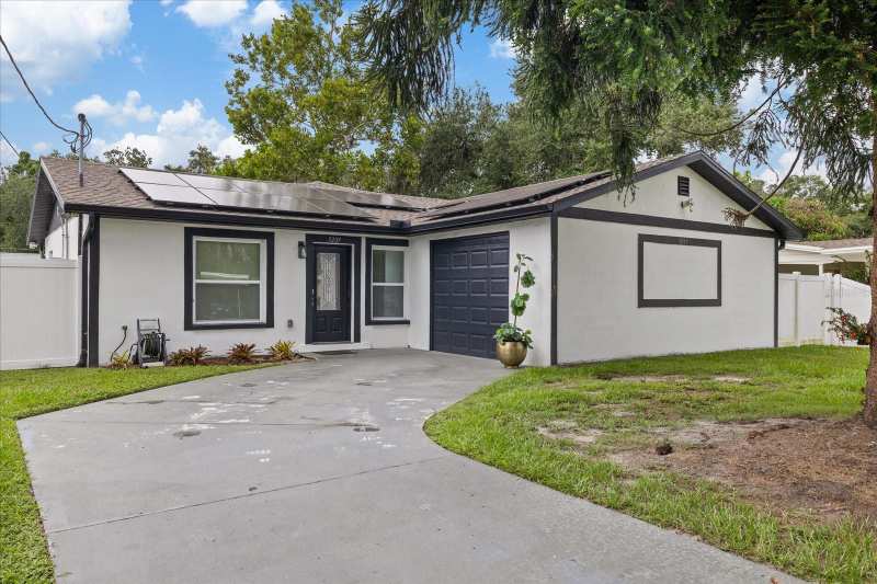 4 bedroom Single Family Residence at 3209 E Hanna Avenue, Woodland Terrace 4th Add, Tampa — photo 1