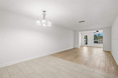 4324 Summersun Drive, New Port Richey FL - photo 11 of 43