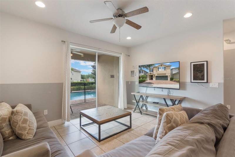 8 bedroom Single Family Residence at 331 Pendant Court, Encore At Reunion, Reunion West, Kissimmee — photo 5