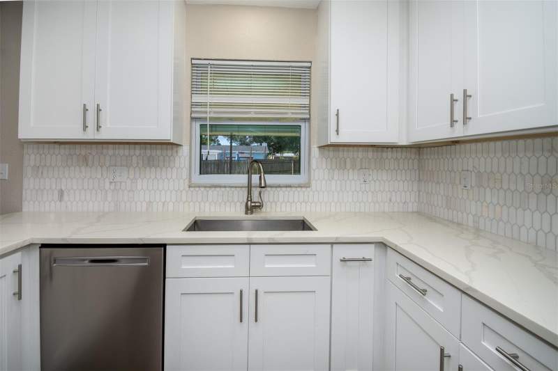 3 bedroom Single Family Residence at 1531 Valencia Street, Highland Lake, Clearwater — photo 4