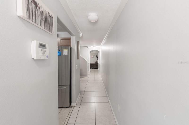 3 bedroom Townhouse at 10928 Keys Gate Dr, Summerfield Village 1 Tract 2 Phases 3 4, Riverview — photo 5