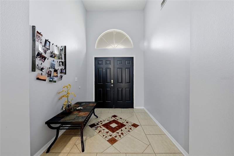 3 bedroom Single Family Residence at 2012 Bridgehampton Place, Peppermill IV At Providence La, Brandon — photo 4