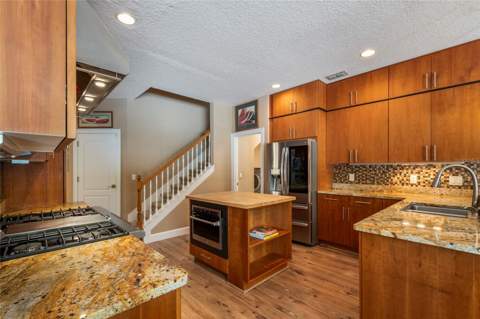 2712 Aloma Oaks Drive, Oviedo FL - photo 17 of 71