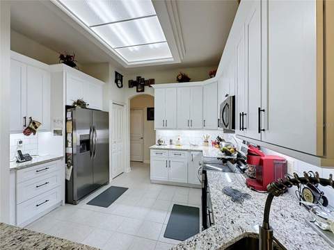 2112 Saint Ives Court, Clermont FL - photo 13 of 80