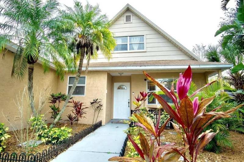 3 bedroom Single Family Residence at 12925 129th Avenue, Mill Pond, Largo — photo 1