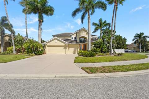 1729 Pinyon Pine Dr, home for sale in Sarasota 34240