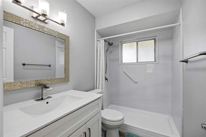 1 bedroom Condominium at 2900 45th Street #7, Gulfport Shores Adult Condo, Gulfport — photo 4