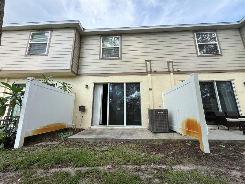 2 bedroom Townhouse at 4951 White Sanderling Court, Harvest Creek Village, Tampa — photo 3