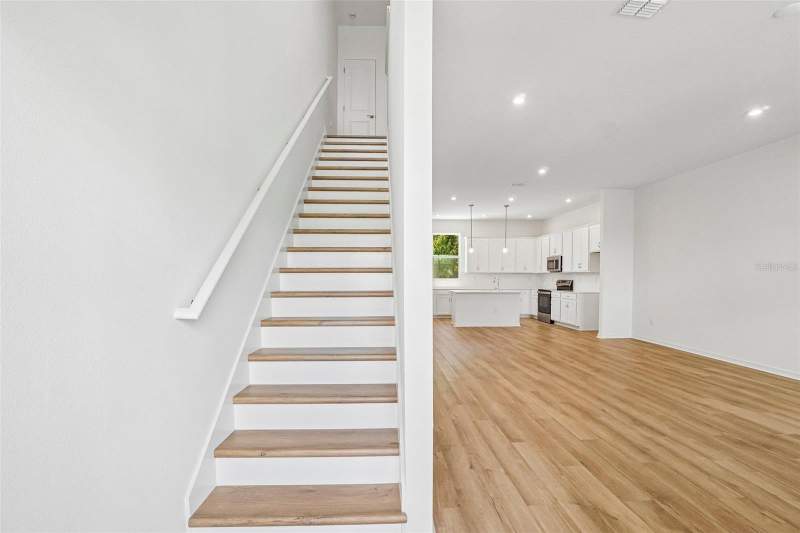 3 bedroom Townhouse at 12729 Avalon Lake Drive, Avalon Park Orlando, Orlando — photo 4