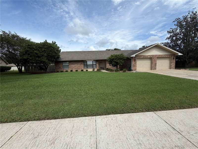3 bedroom Single Family Residence at 4614 Duxberry Lane, Colony South, Valrico — photo 1