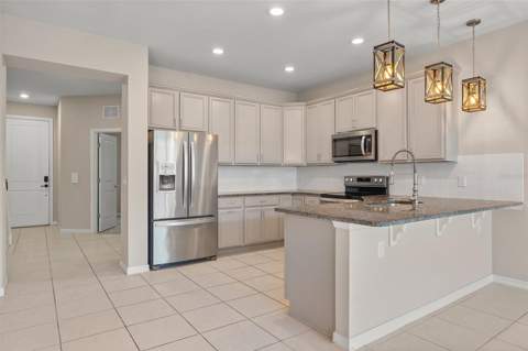 5046 Walker Street, St Cloud FL - photo 9 of 34