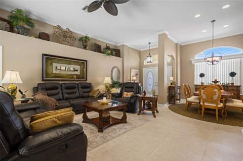 8420 Maybelle Drive, Weeki Wachee FL - photo 10 of 80