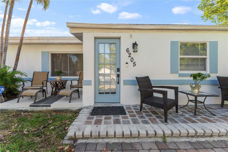3 bedroom Single Family Residence at 6205 65th Street, Carpenter Park, Pinellas Park — photo 4
