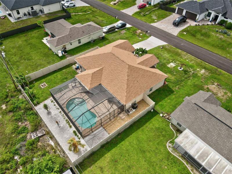 3 bedroom Single Family Residence at 317 NE 9th Terrace, Cape Coral, Cape Coral — photo 2