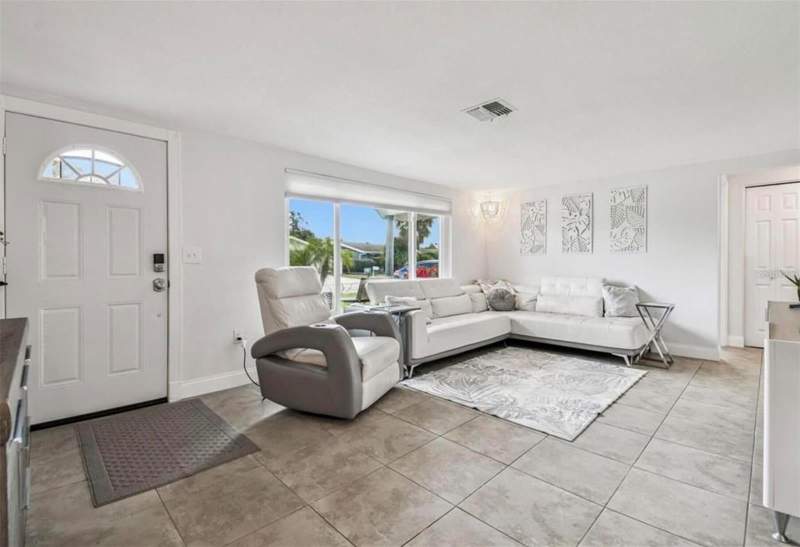 3 bedroom Single Family Residence at 7519 Holly Lake Lane, Magnolia Valley, New Port Richey — photo 4