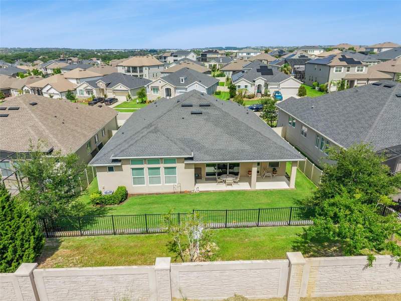 4 bedroom Single Family Residence at 17286 Hickory Wind Drive, Johns Lake Lndg Ph 5, Clermont — photo 3