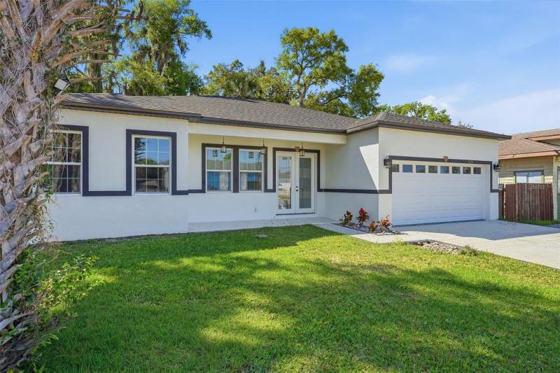 3 bedroom Single Family Residence at 620 Titcomb Street, Eustis Badger, Eustis — photo 3