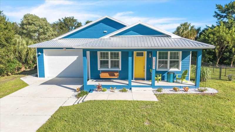 3 bedroom Single Family Residence at 28492 Royal Palm Drive, Palm Shores, Punta Gorda — photo 1