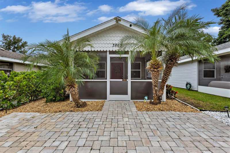 2 bedroom Single Family Residence at 3867 Almond Avenue, Beverly Terrace, Sarasota — photo 1