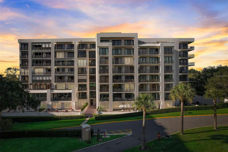 2 bedroom Condominium at 6 Belleview Boulevard #101, Belleview Biltmore Villas South Garden, Belleair — photo 2