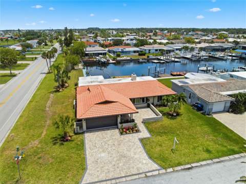5016 Dory Drive, New Port Richey FL - photo 7 of 63