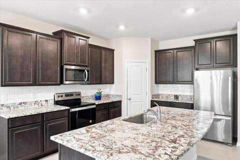 3804 N Maryland Avenue, Plant City FL - photo 12 of 56