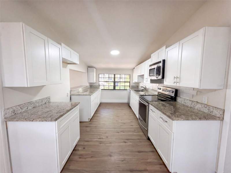 5 bedroom Single Family Residence at 7405 S DESOTO STREET, PORT TAMPA CITY MAP, TAMPA — photo 2