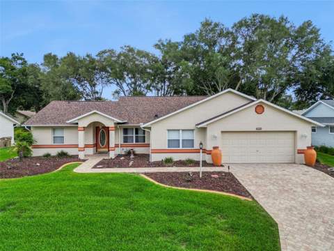 25904 Newcombe Circle, Leesburg FL - photo 6 of 86