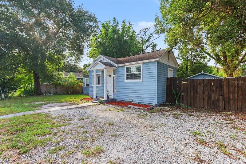 2 bedroom Single Family Residence at 919 E Bougainvillea Ave, Castle Heights Map, Tampa — photo 4