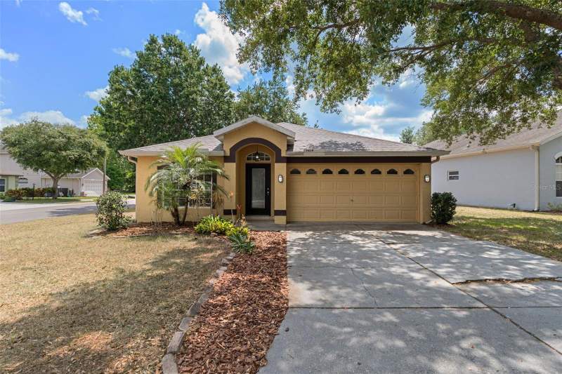 Windsor Place At River Ridge