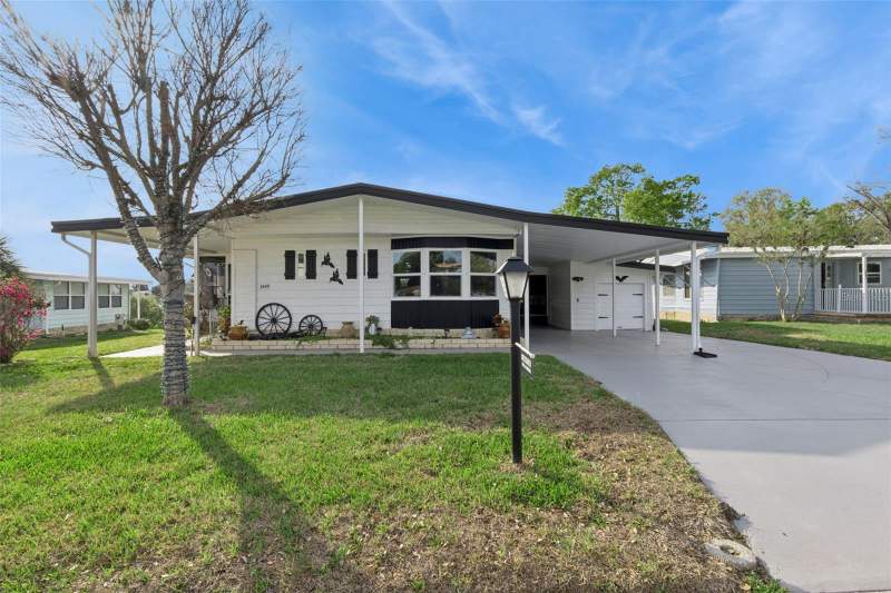 Banbury Village Condo/Zellwood StationCondos for Sale in Zellwood, FL
