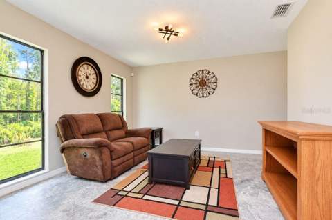 6916 Copperfield Drive, New Port Richey FL - photo 9 of 44