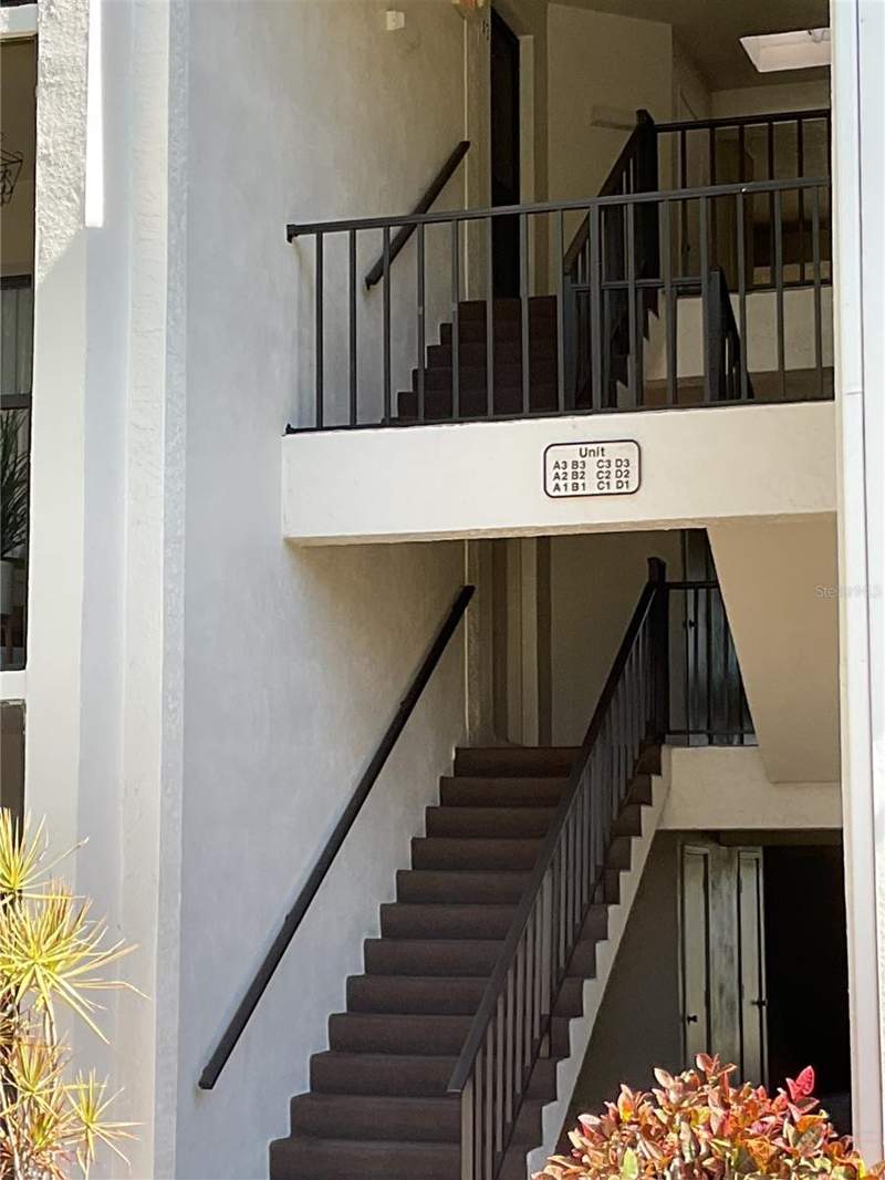 2 bedroom Condominium at 2655 Pine Ridge Way #D3, Pine Ridge At Palm Harbor, Palm Harbor — photo 4
