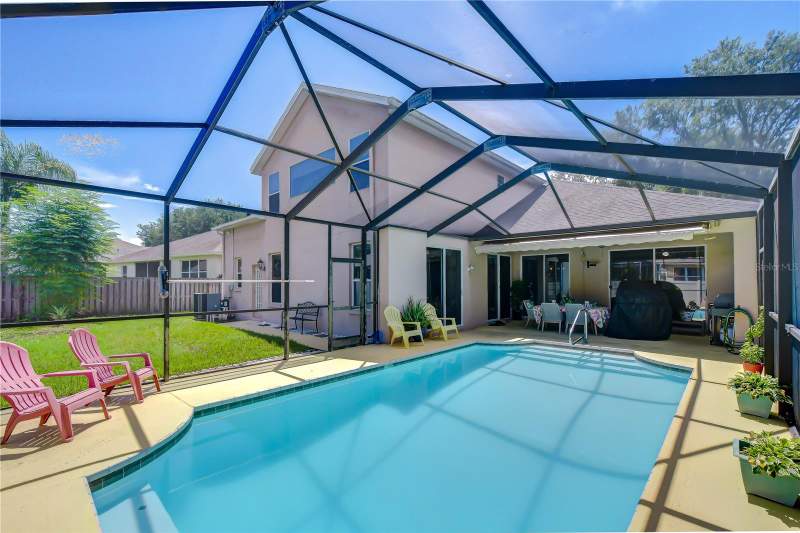 5 bedroom Single Family Residence at 2202 Longmore Circle, Bloomingdale, Valrico — photo 2