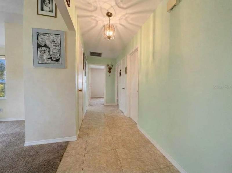 3 bedroom Single Family Residence at 23088 Gray Avenue, Port Charlotte Sec 013, Port Charlotte — photo 3
