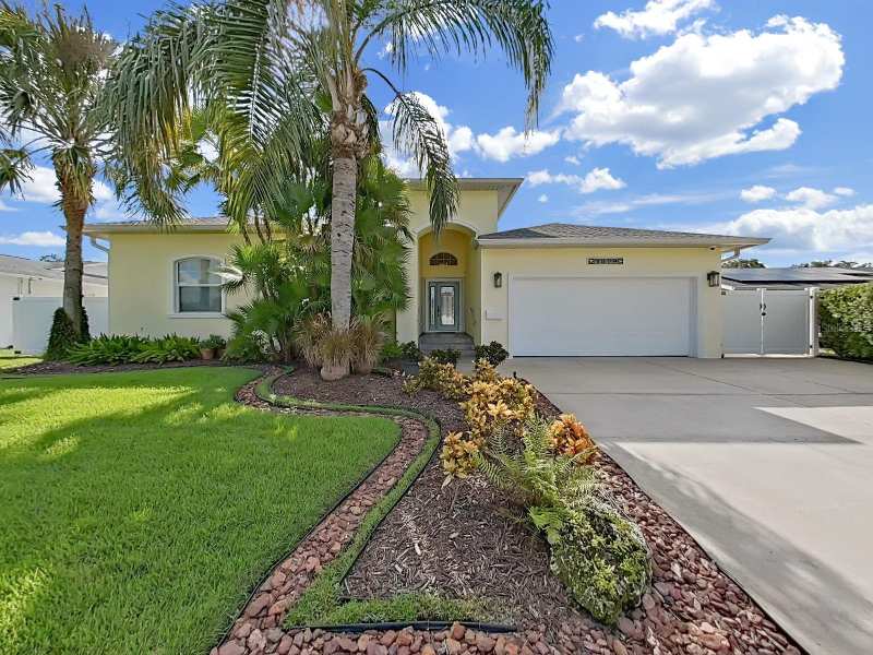 3 bedroom Single Family Residence at 5819 Imperial Key, Tampa Shores Unit 7, Tampa — photo 1