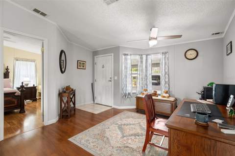 116 Mount Isle Avenue #116, St Petersburg FL - photo 11 of 36