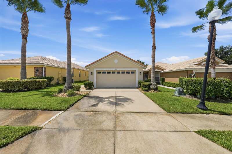 3 bedroom Single Family Residence at 9076 Saint Andrews Way, Mt Dora Country Club Mt Dora Ph 02-9, Mount Dora — photo 1