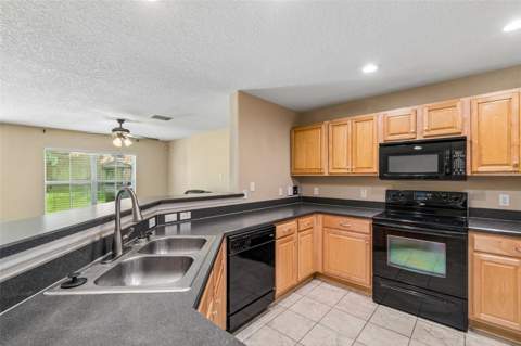 10818 Great Carlisle Court, Riverview FL - photo 7 of 25