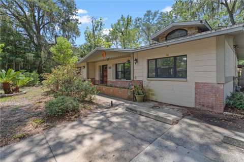 1717 NE 28Th Avenue, home for sale in Gainesville 32609
