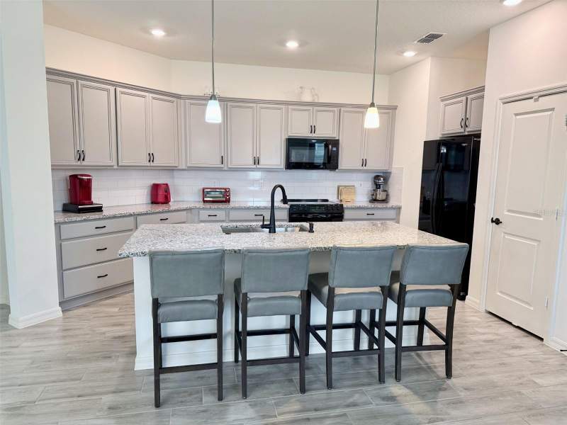 4 bedroom Single Family Residence at 10155 Guthrie Drive, Lake Minneola Landing Sub, Clermont — photo 3