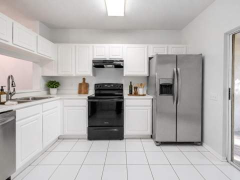 2432 Lake Woodberry Circle, Brandon FL - photo 9 of 33